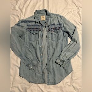Hollister tribal chambray